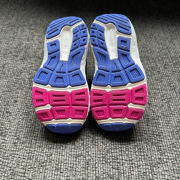 New Balance Black and Purple Sneakers - Picture 4 of 6